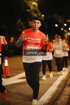 Runner Photo 1792525