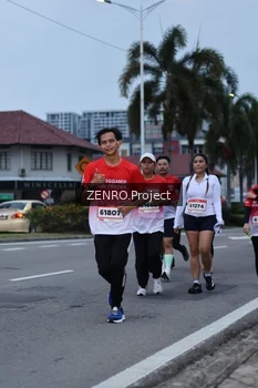 Runner Photo 1792648
