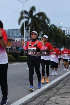 Runner Photo 1792802