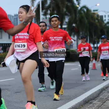 Runner Photo 1793137