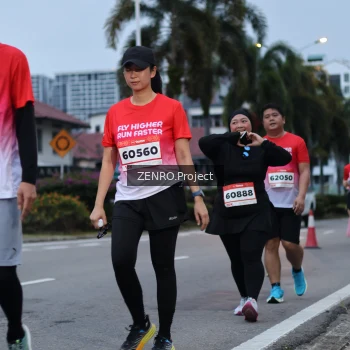 Runner Photo 1793261