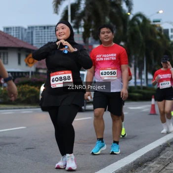 Runner Photo 1793288