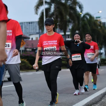 Runner Photo 1793295