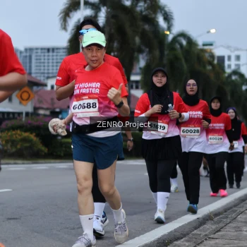 Runner Photo 1793886