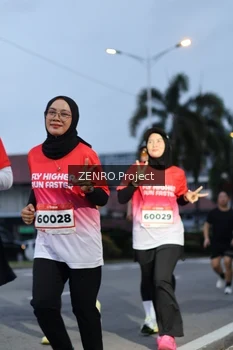 Runner Photo 1793904