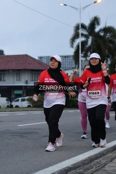 Runner Photo 1793944