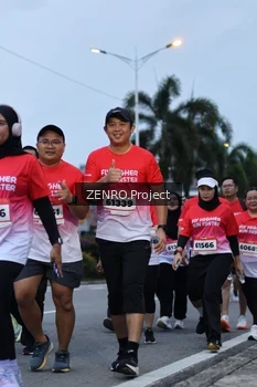 Runner Photo 1794090