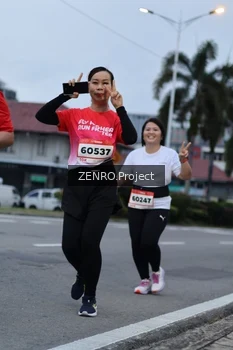 Runner Photo 1794254