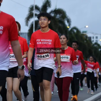 Runner Photo 1794556