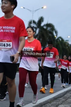 Runner Photo 1794571