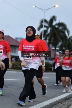 Runner Photo 1794586