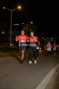 Runner Photo 1794593