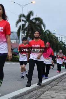 Runner Photo 1794654