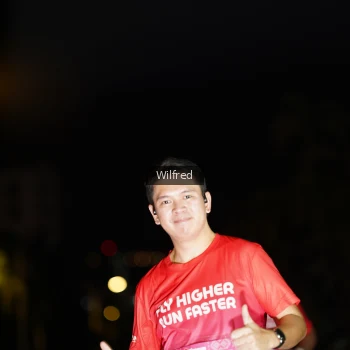 Runner Photo 1794673