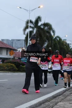 Runner Photo 1794682