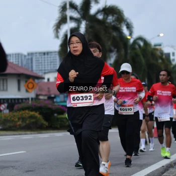 Runner Photo 1794814