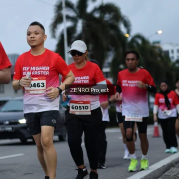 Runner Photo 1794825
