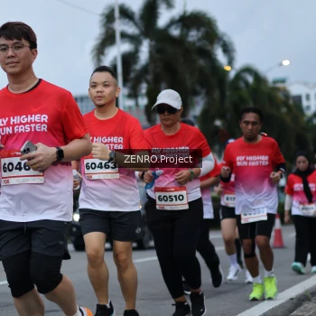 Runner Photo 1794837