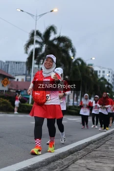 Runner Photo 1794874