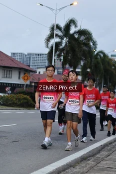 Runner Photo 1794945