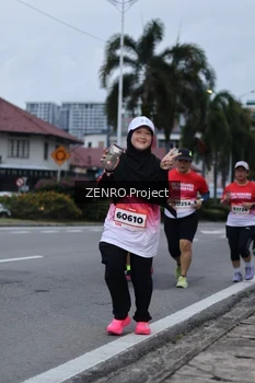 Runner Photo 1795122