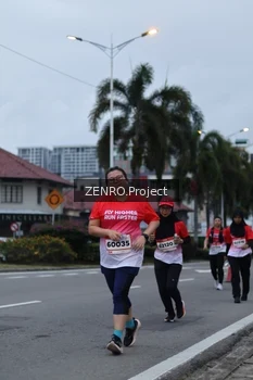Runner Photo 1795150