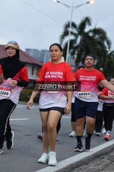 Runner Photo 1795291
