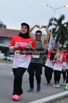 Runner Photo 1795416