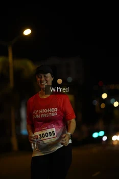 Runner Photo 1795478