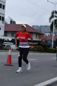 Runner Photo 1795513