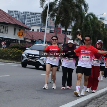 Runner Photo 1795679