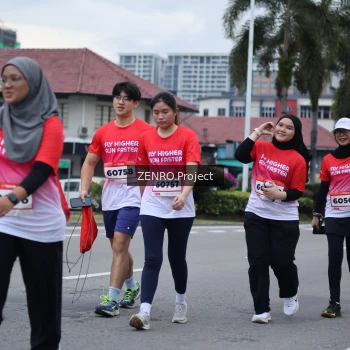 Runner Photo 1795877