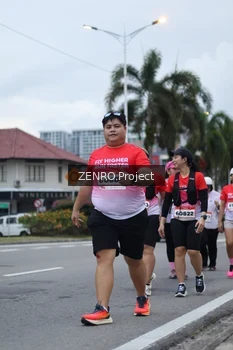 Runner Photo 1795923
