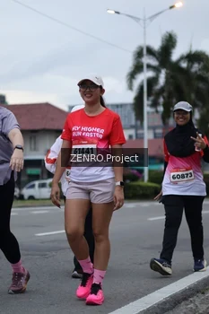 Runner Photo 1795958