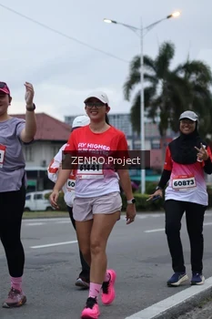 Runner Photo 1795961