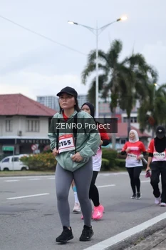 Runner Photo 1795983