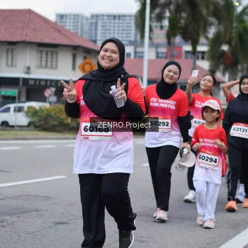 Runner Photo 1796165