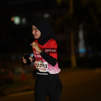 Runner Photo 1796660