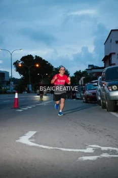 Runner Photo 1796986
