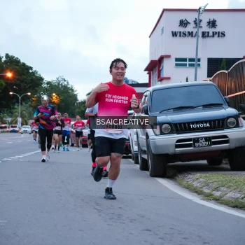 Runner Photo 1797443