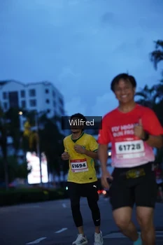 Runner Photo 1797694