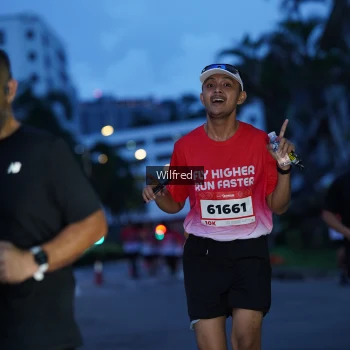 Runner Photo 1798076