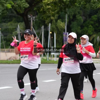 Runner Photo 1798462