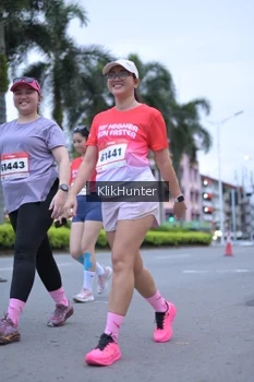 Runner Photo 1798572