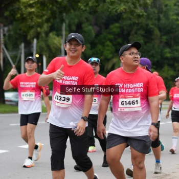 Runner Photo 1798624