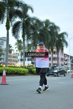 Runner Photo 1798841