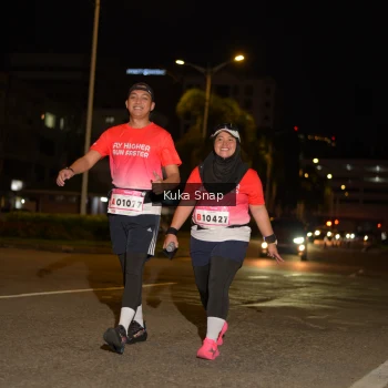 Runner Photo 1798980
