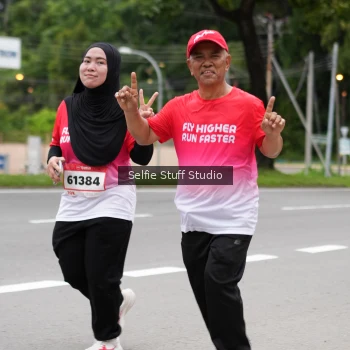 Runner Photo 1799253
