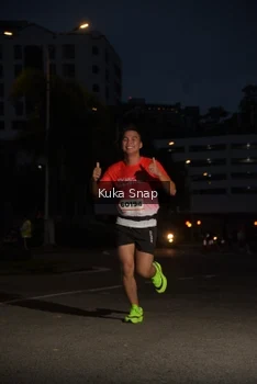 Runner Photo 1799716