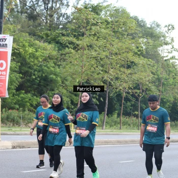 Runner Photo 1799883